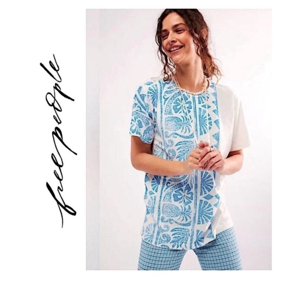 Free People Ragabond Maui Graphic Tee - Ivory Combo blue size small